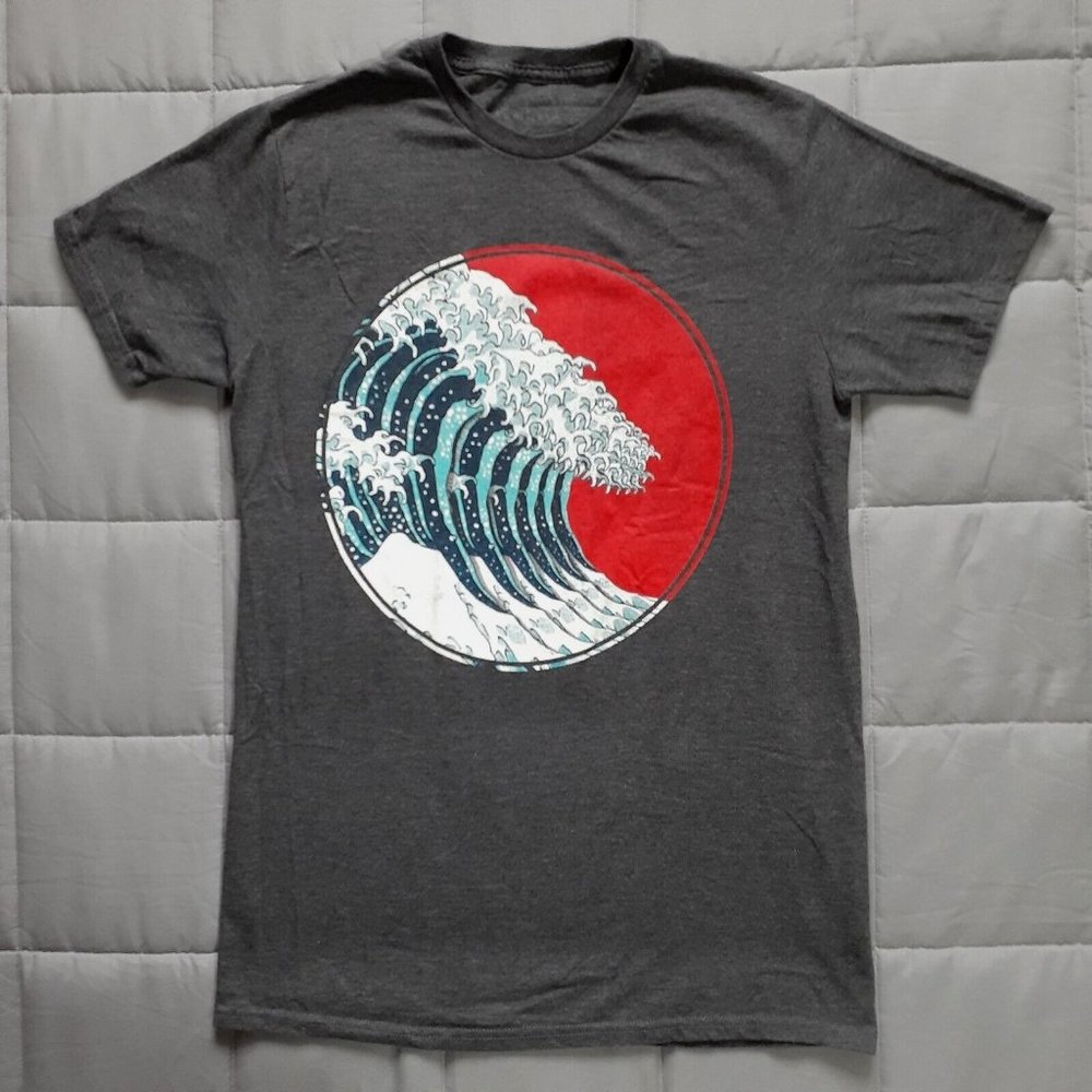 Hokusai Wave Graphic Tee Grey Mens Small